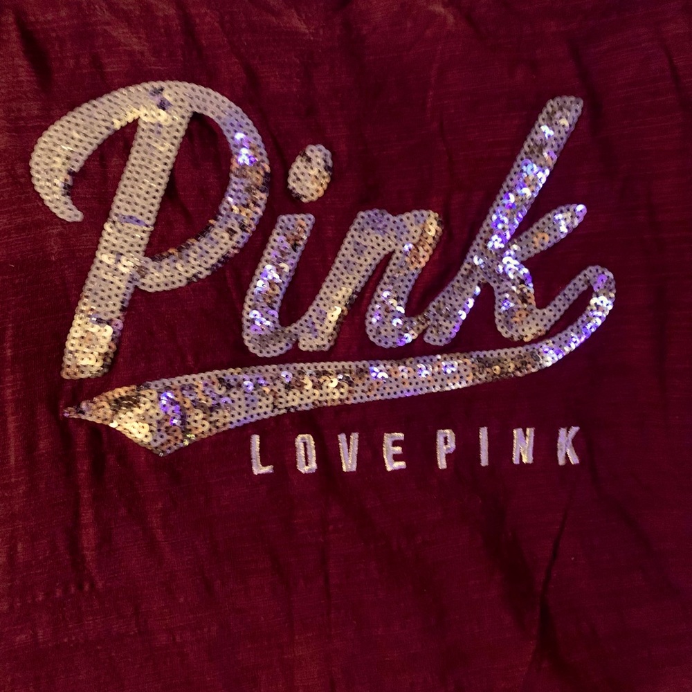 Victoria’s Secret PINK T-shirt.